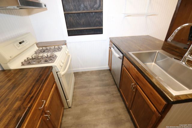 7170 Rolling Hills, San Antonio, TX 78227