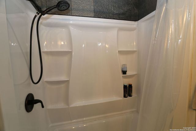 7170 Rolling Hills, San Antonio, TX 78227