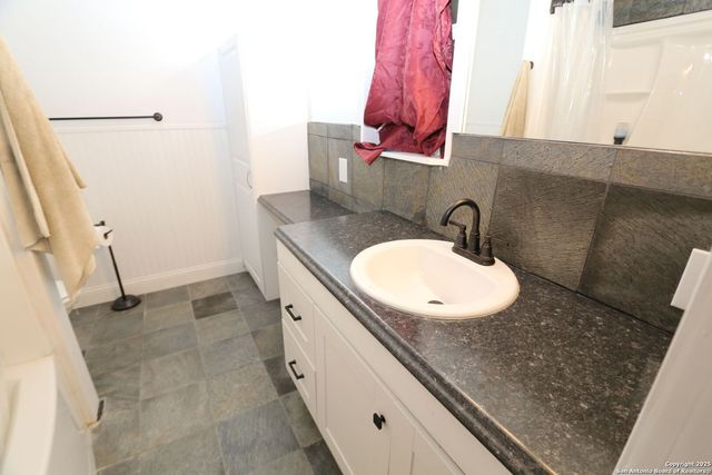 7170 Rolling Hills, San Antonio, TX 78227