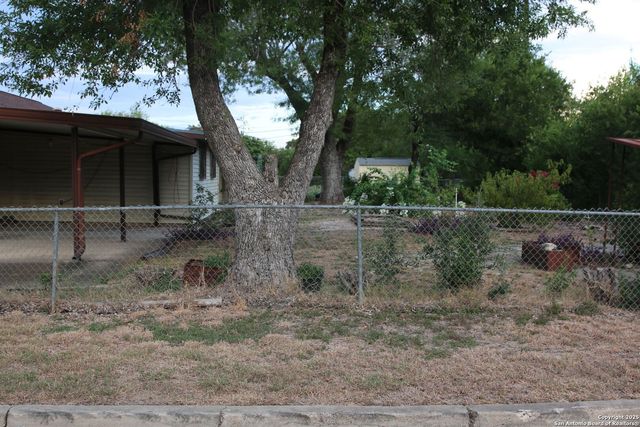7170 Rolling Hills, San Antonio, TX 78227