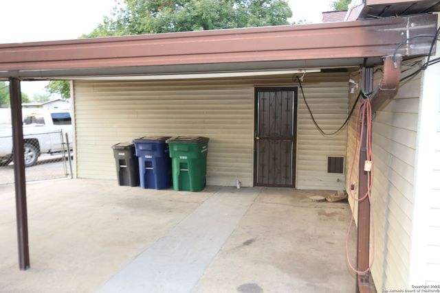 7170 Rolling Hills, San Antonio, TX 78227