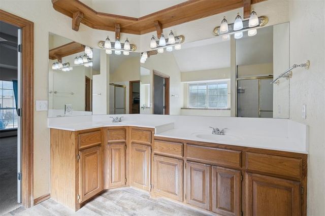 19501 Danforth Farms Boulevard, Edmond, OK 73012