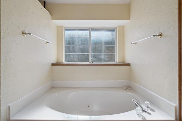 19501 Danforth Farms Boulevard, Edmond, OK 73012