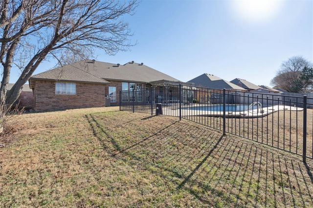 19501 Danforth Farms Boulevard, Edmond, OK 73012