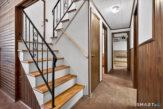 80 Flower Drive, Hamden, CT 06518