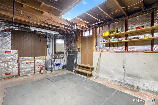 80 Flower Drive, Hamden, CT 06518