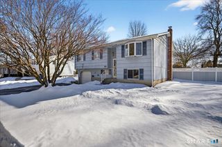 80 Flower Drive, Hamden, CT 06518