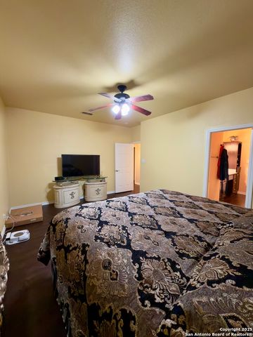 18 Brieley, San Antonio, TX 78250