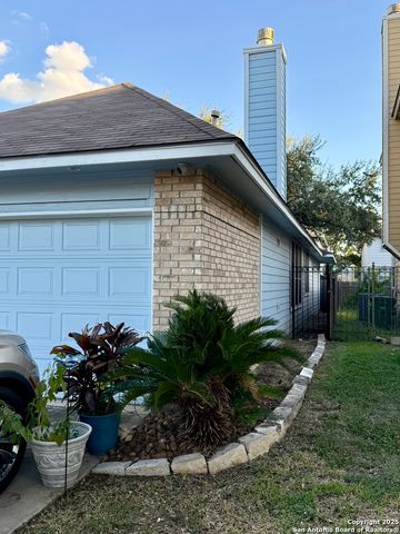 18 Brieley, San Antonio, TX 78250