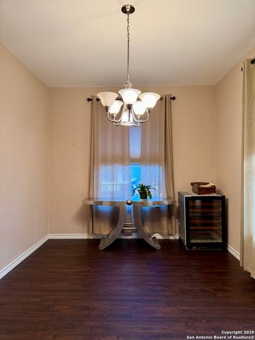 18 Brieley, San Antonio, TX 78250