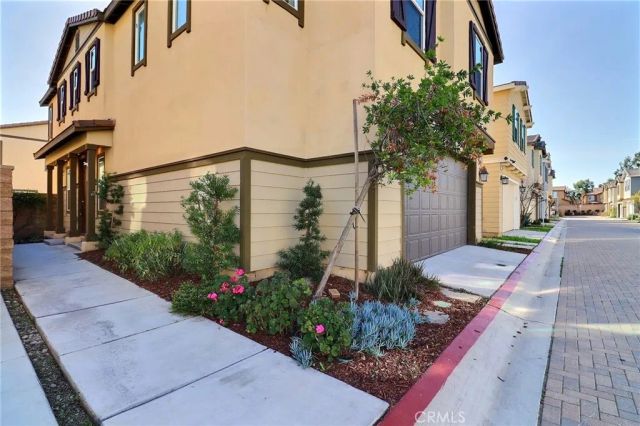 2076 E Sentinel Privado, Ontario, CA 91764