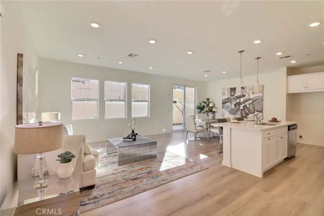 2076 E Sentinel Privado, Ontario, CA 91764