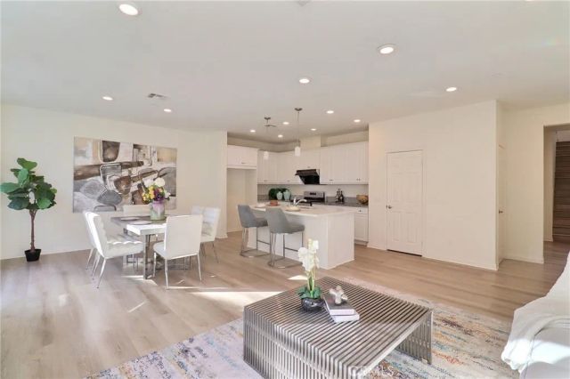 2076 E Sentinel Privado, Ontario, CA 91764