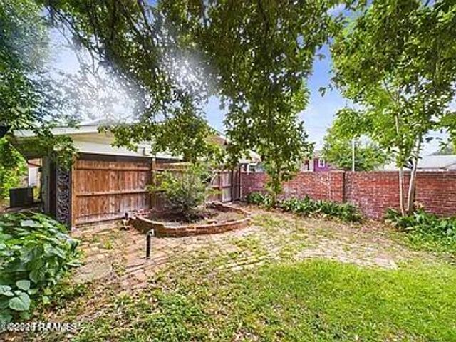 903 Myrtle Place, Lafayette, LA 70506