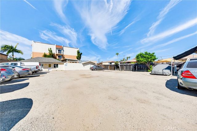 15003 Larch, Lawndale, CA 90260
