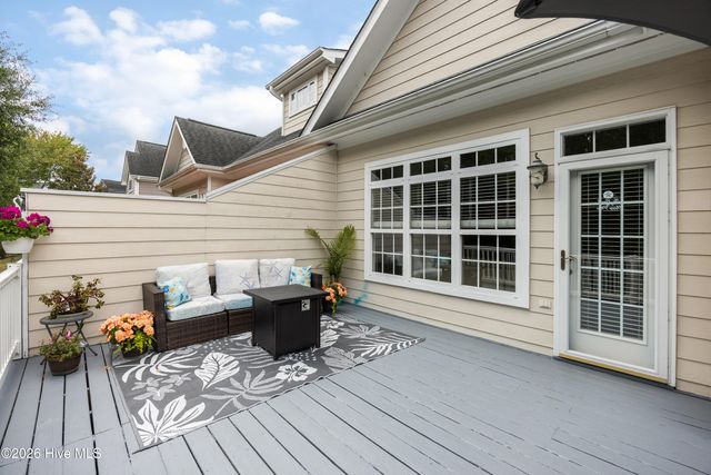 7501 Promontory Court, Wilmington, NC 28412