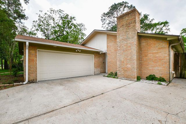 17058 Gleneagle Drive S, Conroe, TX 77385