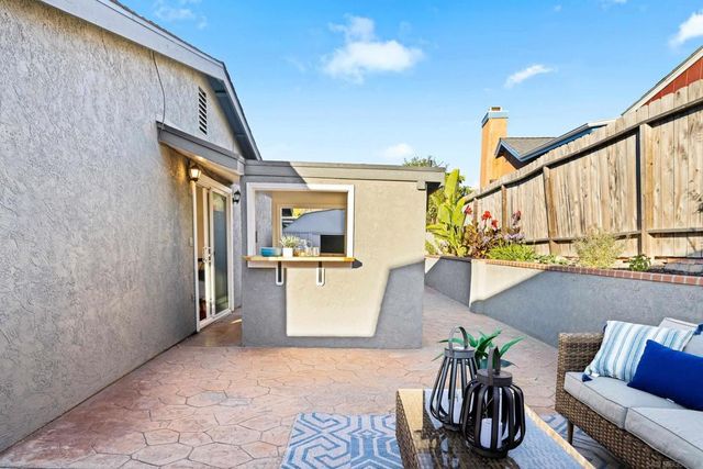 5965 Cervantes, San Diego, CA 92114