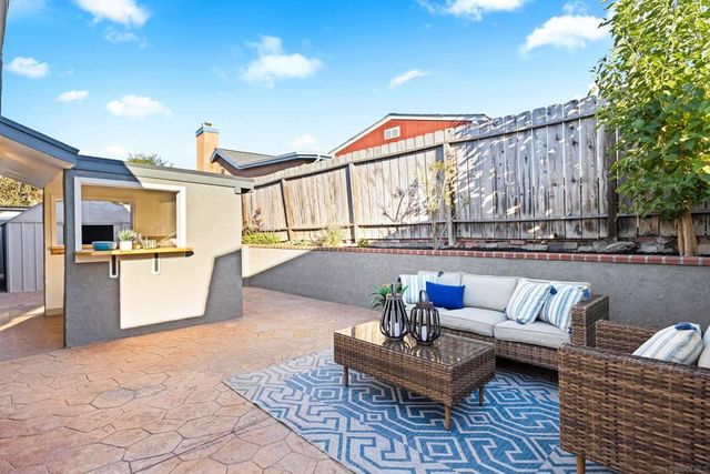 5965 Cervantes, San Diego, CA 92114