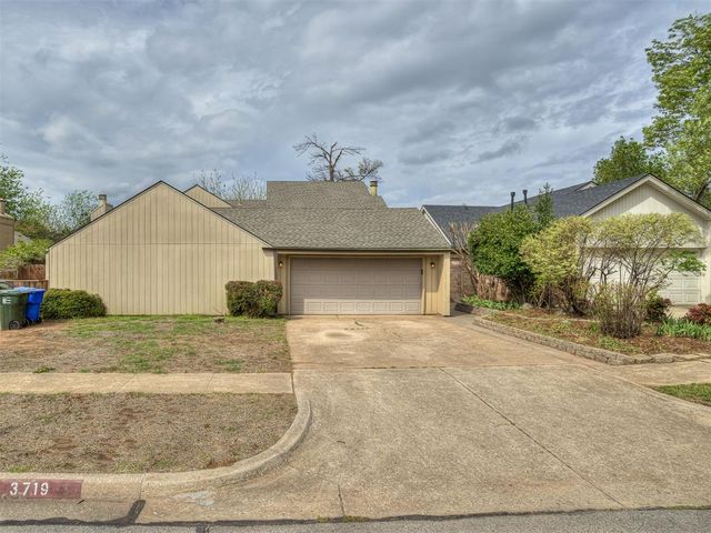 3719 River Oaks Drive, Norman, OK 73072