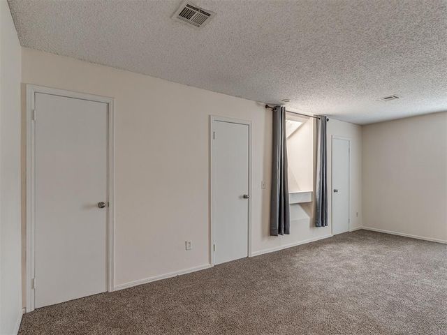 3719 River Oaks Drive, Norman, OK 73072
