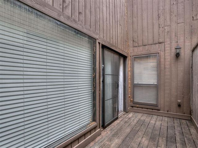 3719 River Oaks Drive, Norman, OK 73072