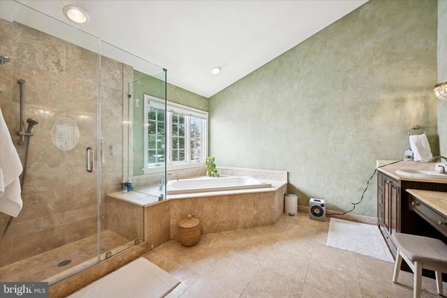 3408B GOSHEN RD, Newtown Square, PA 19073