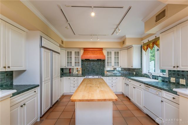 311 Dunnigan Drive, Vandalia, OH 45377