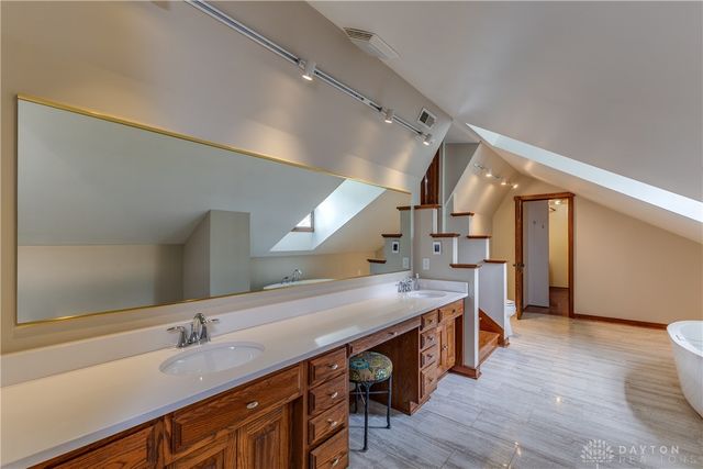 311 Dunnigan Drive, Vandalia, OH 45377