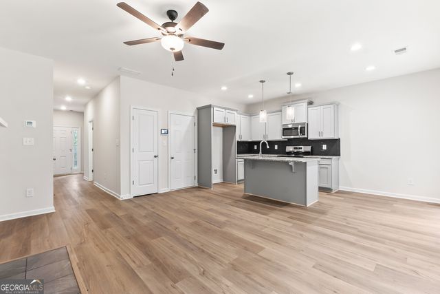 1034 Sun Valley Court C56, Macon, GA 31211