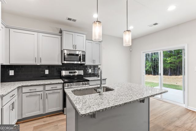 1034 Sun Valley Court C56, Macon, GA 31211