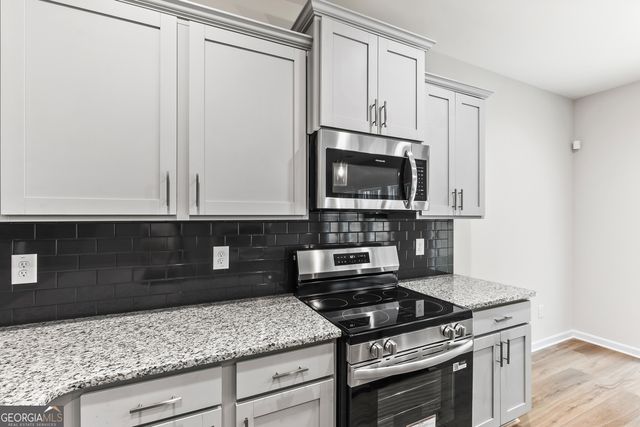 1034 Sun Valley Court C56, Macon, GA 31211