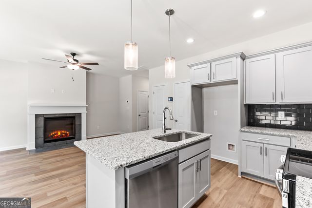 1034 Sun Valley Court C56, Macon, GA 31211