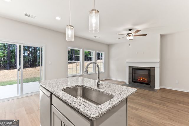 1034 Sun Valley Court C56, Macon, GA 31211