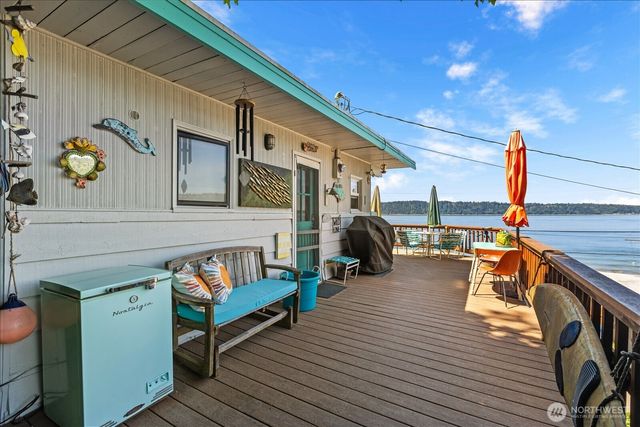 9607 66th Avenue NW, Tulalip, WA 98271