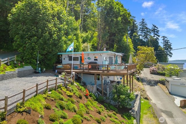 9607 66th Avenue NW, Tulalip, WA 98271