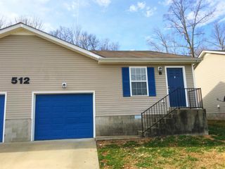 512 Luxury Dr Apt A, Clarksville, TN 37043