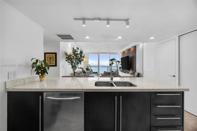 665 NE 25th St 1503, Miami, FL 33137