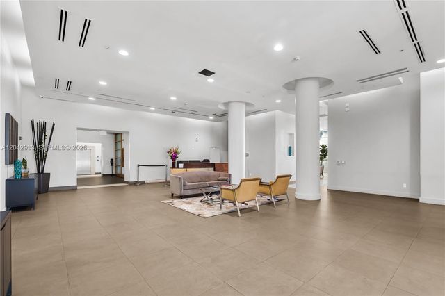 665 NE 25th St 1503, Miami, FL 33137