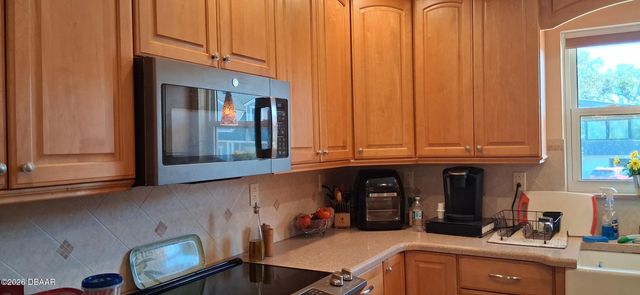 1 Hickory Lane, Daytona Beach, FL 32118