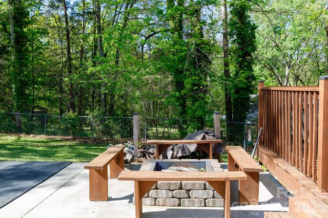 122 Crestwood Drive, Chester, SC 29706