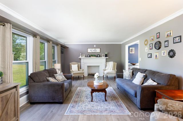 122 Crestwood Drive, Chester, SC 29706