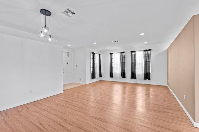 11704 SW Bennington Circle, Port St. Lucie, Port St Lucie, FL 34987