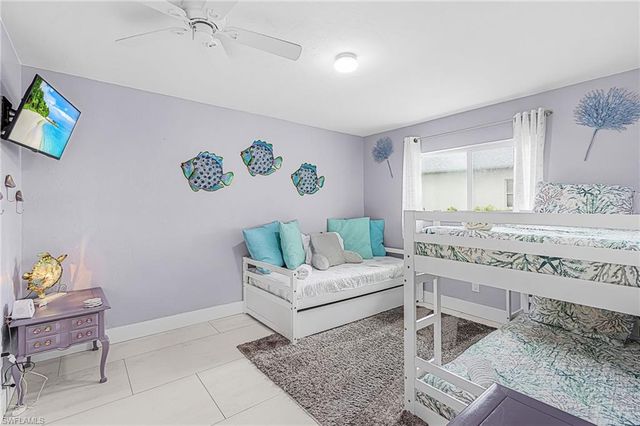 12088 Boat Shell DR, Matlacha Isles, FL 33991