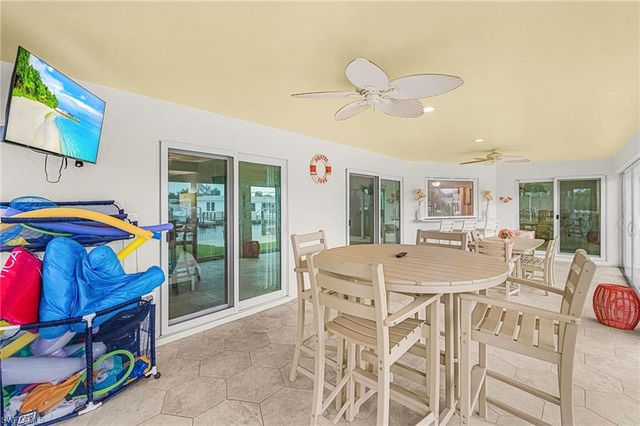 12088 Boat Shell DR, Matlacha Isles, FL 33991