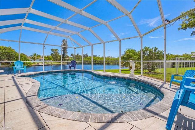 12088 Boat Shell DR, Matlacha Isles, FL 33991