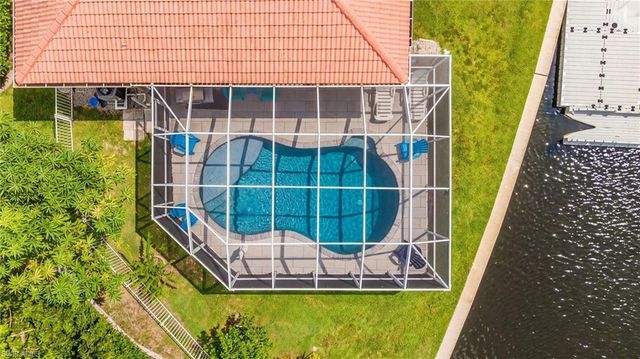 12088 Boat Shell DR, Matlacha Isles, FL 33991