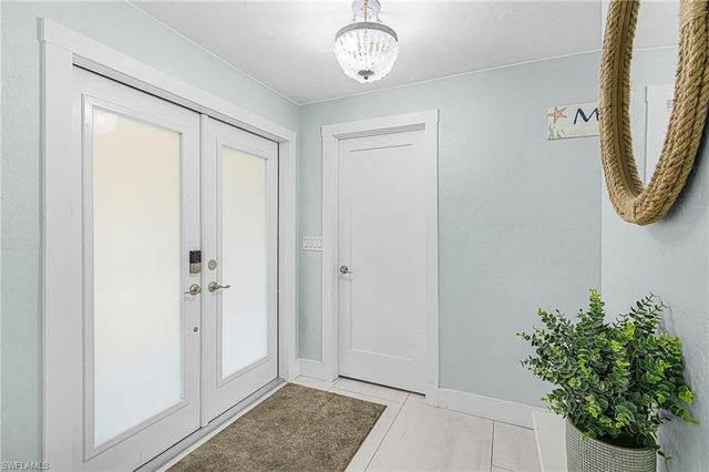 12088 Boat Shell DR, Matlacha Isles, FL 33991