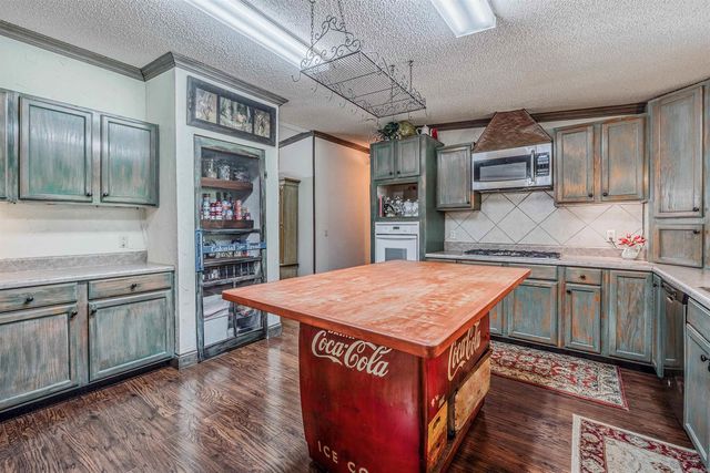 1 Wesley Trail, Sherwood, AR 72120