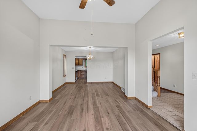 672 Alpine Circle, Heath, OH 43056